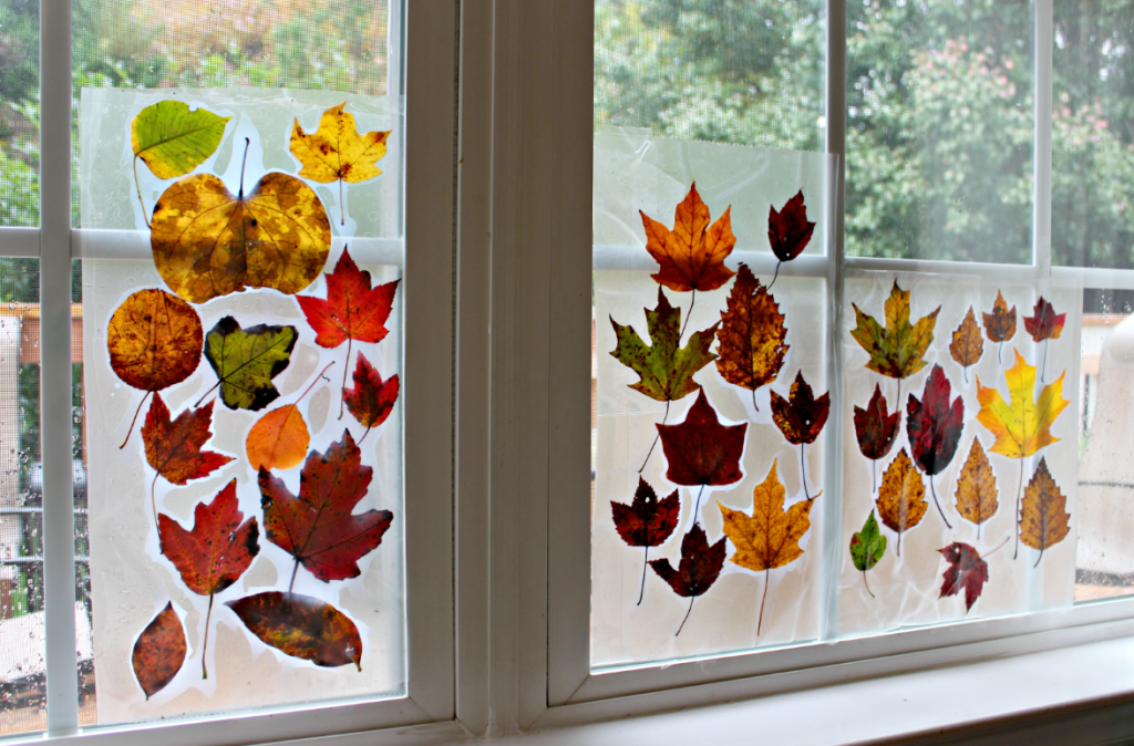 Easy-Fall-Leaf-Sun-Catcher-Craft-for-Kids