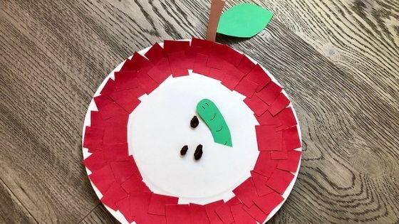 paper-plate-apple-craft