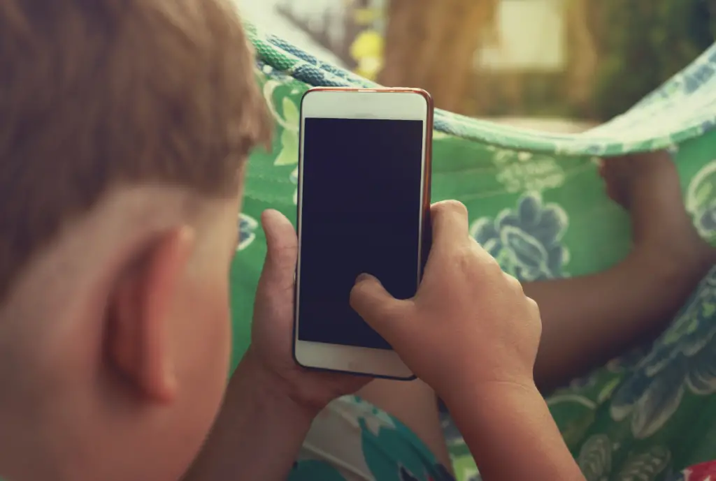Kids and Screen Time - Why It's Important to Manage Screen Time During the Summer